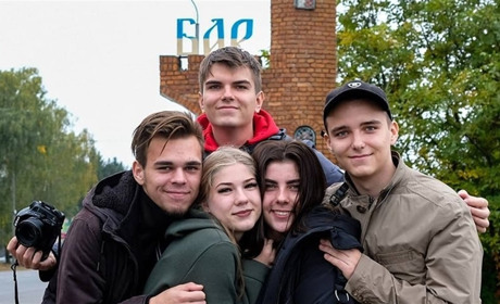 Делегація юних фотографів з Сєвєродонецька пообіцяли допомогти Бару подружитися з італійським Барі