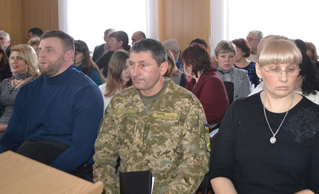 На апаратній нараді у РДА обговорили стан законності та організацію військового обліку у районі