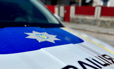 На вулицях Звягельщини поліцейські виявили у двох перехожих заборонені речовини