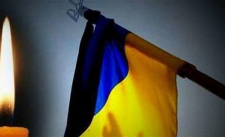Щоранку в Україні хвилиною мовчання вшановуватимуть усіх, хто загинув від рук російських окупантів
