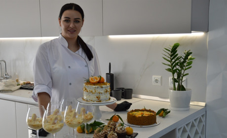 Юлія зі Сватового робить креативні торти і любить ризикувати: що смачного у неї можна замовити