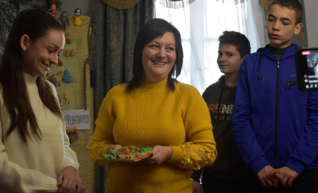 У музеї Словацького відкрили виставку-дебют юної кременчанки