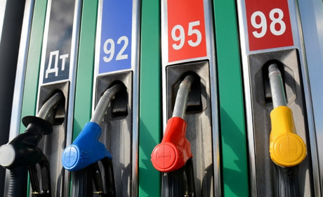 Удар по водіях: чому дорожчає автомобільне пальне?