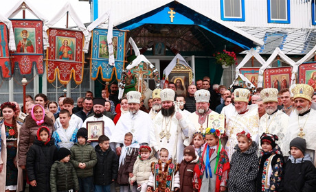 У селі Драчинці відбулось архієрейське богослужіння з нагоди престольного свята