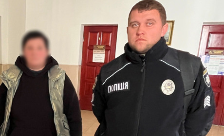 Поліціанти затримали жінку, яка викрала дитину в Монастирищі