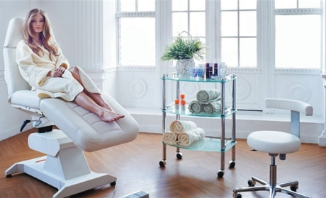 Як вибрати кушетку для салону краси?