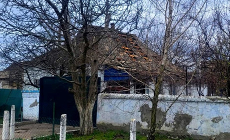 Російська армія з винищувачів обстріляла керованими авіаційними бомбами села на Херсонщині