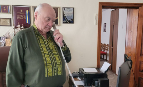 Привітальна адреса: з нагоди 75-річчя Євгена Дирдіна