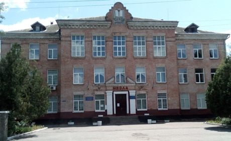 У Новій Каховці щеплено 31% працівників освіти