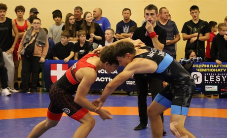 404 борці з 18 областей зійшлися на килимі у Звягелі: турнір на честь Захисників та Захисниць