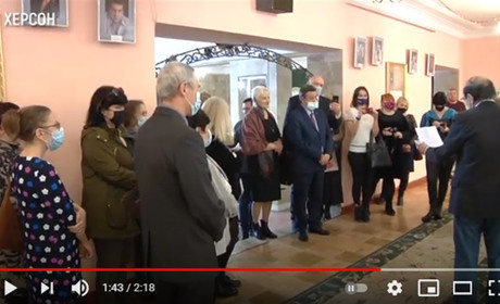 Поети пишуть про театр