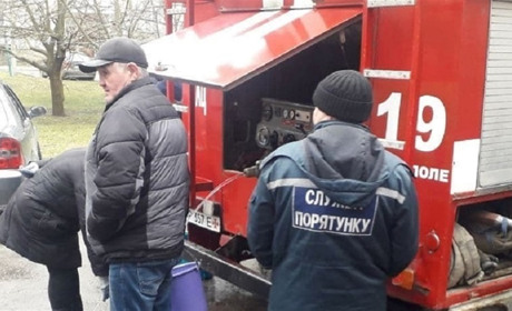У Гуляйполі роздають гуманітарну допомогу