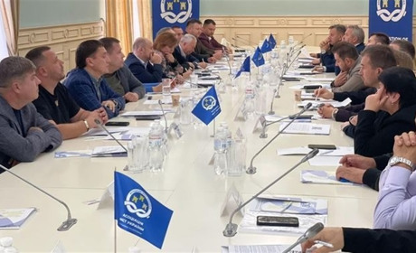 Міський голова Славути взяв участь у зустрічі народних депутатів України