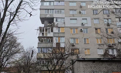 Армія рф на Херсонщині атакувала житлові квартали: пошкоджені багатоповерхівки та приватні будинки