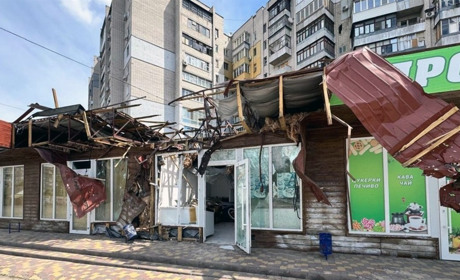 Окупанти обстріляли 35 населених пунктів Херсонщини: 10 поранених, з них 2 медсестри і дитина