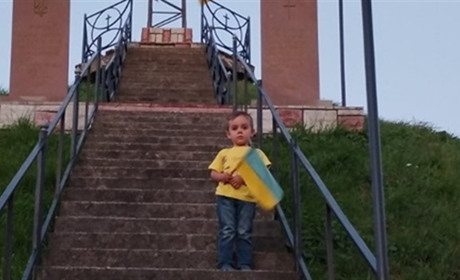 Трирічний Андрійко Паскевич з Чортківщини: син воїна, внук Героя