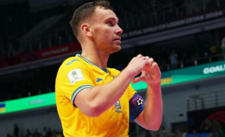 Капітан збірної України з футзалу розповів, як виїжджав з окупованого Херсона з доньками