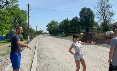Дорогу в Ташанській громаді ремонтують в рамках "Великого будівництва"