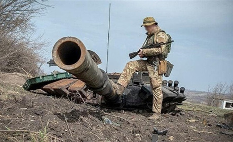 Триває 50-й день війни. Армія РФ втратила в Україні 19900 солдатів, 160 літаків та 144 гелікоптери
