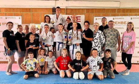 Не спинятись на досягнутому: наші каратисти – чемпіони та призери Абсолютного чемпіонату України