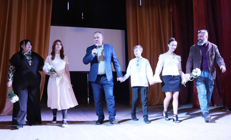 У Жмеринці ветерани війни зірвали овації виставою «Той, що приїхав з Рангуна»