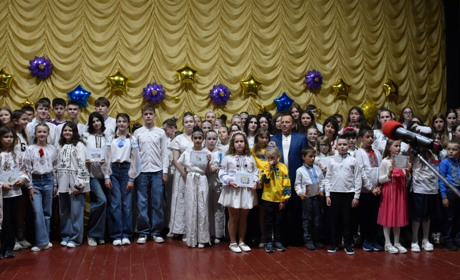 «Сузір’я талановитої молоді»: у Старокостянтинові відзначили кращих представників молоді громади