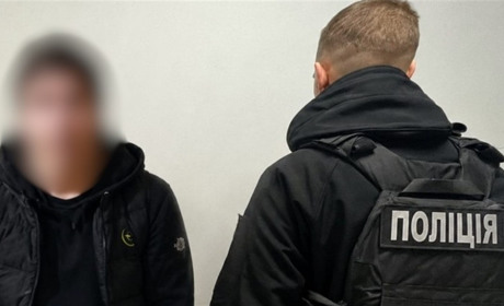 Погрожував пістолетом і не випускав з дому: на Одещині судитимуть ґвалтівника неповнолітньої