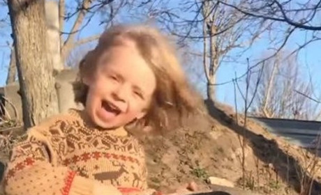 Хто він, маленький українець, який переспівав пісню про червону калину і став зіркою соцмереж