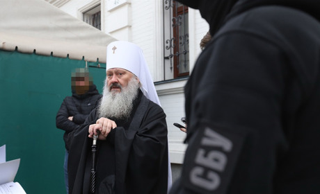 "Люди довольні": СБУ повідомила про підозру митрополиту УПЦ (МП) Павлу, який вітав окупацію Херсона