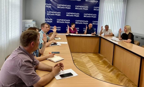 Порушували правила благоустрою: за що жителі Сарн сплатять штрафи