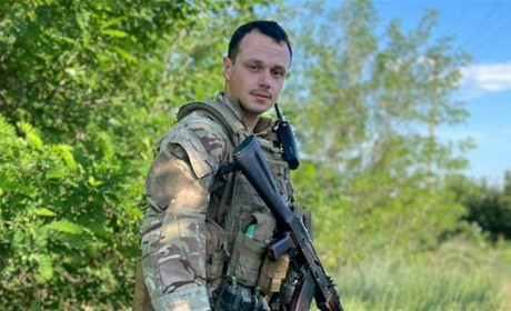 Мама Героя Олега Кавецького просить підписати петицію до президента України