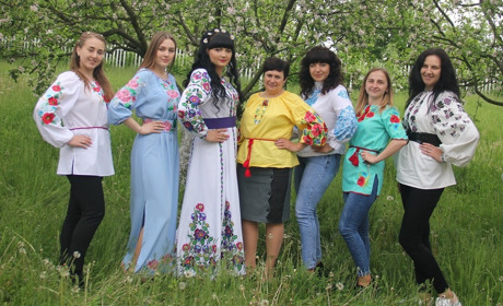 Які сорочки одягнули земляки і які акції провели у День вишиванки : фоторепортаж Калинівка Сіty