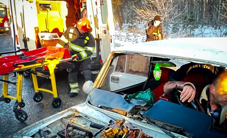 У Славуті рятувальники деблокували потерпілого внаслідок ДТП