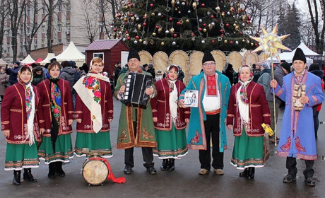 Гущинецькі «Надбужани» колядували у Вінниці