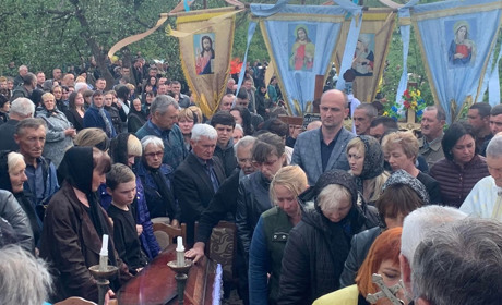 Чортківщина провела в останню путь загиблого Героя-розвідника Сергія Марущака