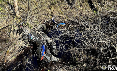 У Сарненському районі знайшли загиблого мотоцикліста: що відомо