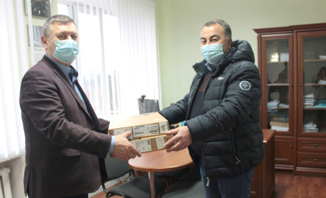 Допомогу Славутській лікарні в час епідемії коронавірусу надав фермер
