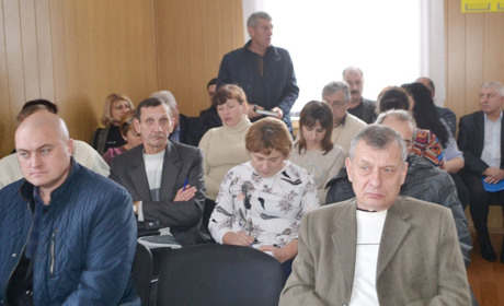 У районі обговорили демографію, пенсії та виховання патріотизму