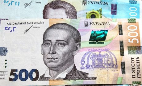 З 1 квітня українцям виплатять по 1500 грн: хто отримає допомогу