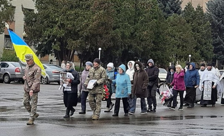 Менська громада попрощалася із Захисником Миколою Корнієнком