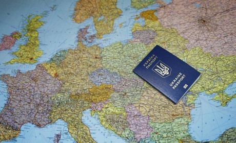 Нові правила громадянства України: множинне громадянство, спрощення для військових, підстави втрати