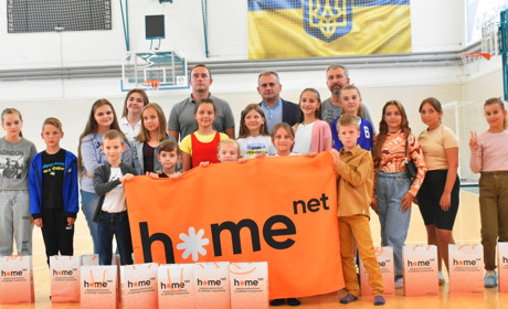 Безкоштовний Інтернет та підключення від HomeNet для юних волонтерів і спортсменів з міста Бар
