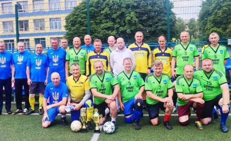 В Добропіллі відбувся турнір з міні-футболу. Хто змагався