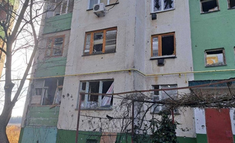 У Новій Каховці два дні підряд обстріляний один і той же будинок