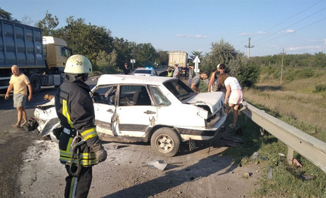 Под Измаилом загорелось авто