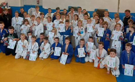 Відкритий чемпіонат з дзюдо за участі молодих спортсменів Тростянця та Боромлі: результати змагань
