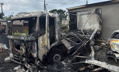Підпал авто енергетиків в Одеському районі: затримано 16-річного підозрюваного