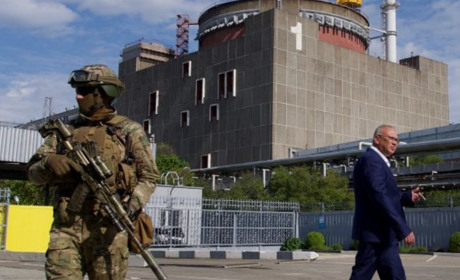 Російські окупанти почали залишати Запорізьку АЕС — готують теракт?