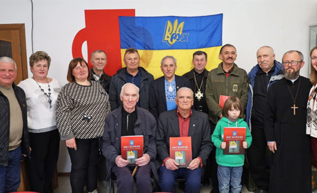 У 36 річницю створення Народного Руху у Жмеринці презентували книгу «Нескорені»