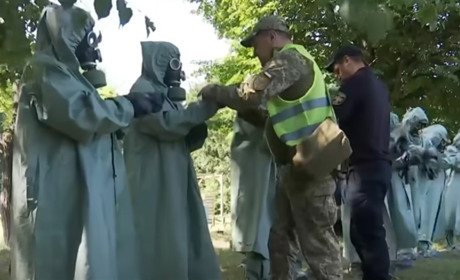 До спротиву ворогу готові: на Фастівщині освітяни пройшли навчання на полігоні